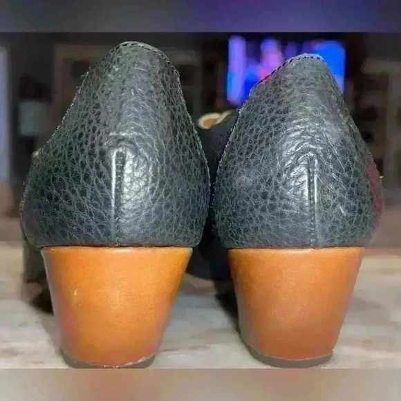 Women’s KORKS Kork-Ease Little Leather Monk Strap Black Booties size 6M. - Picture 5 of 7